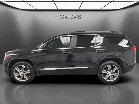 Used 2017 GMC Acadia Denali w/ Technology Package FWD image 8