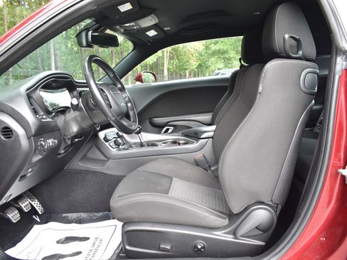 Used 2021 Dodge Challenger R/T image 26