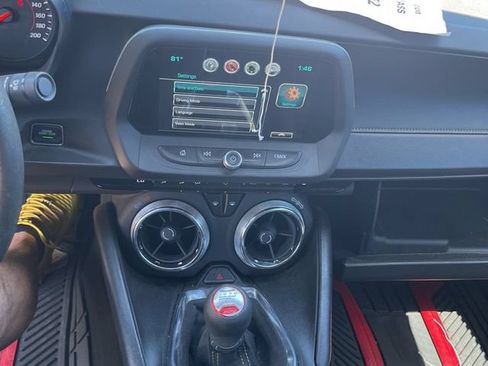 Used 2018 Chevrolet Camaro SS RWD image 16