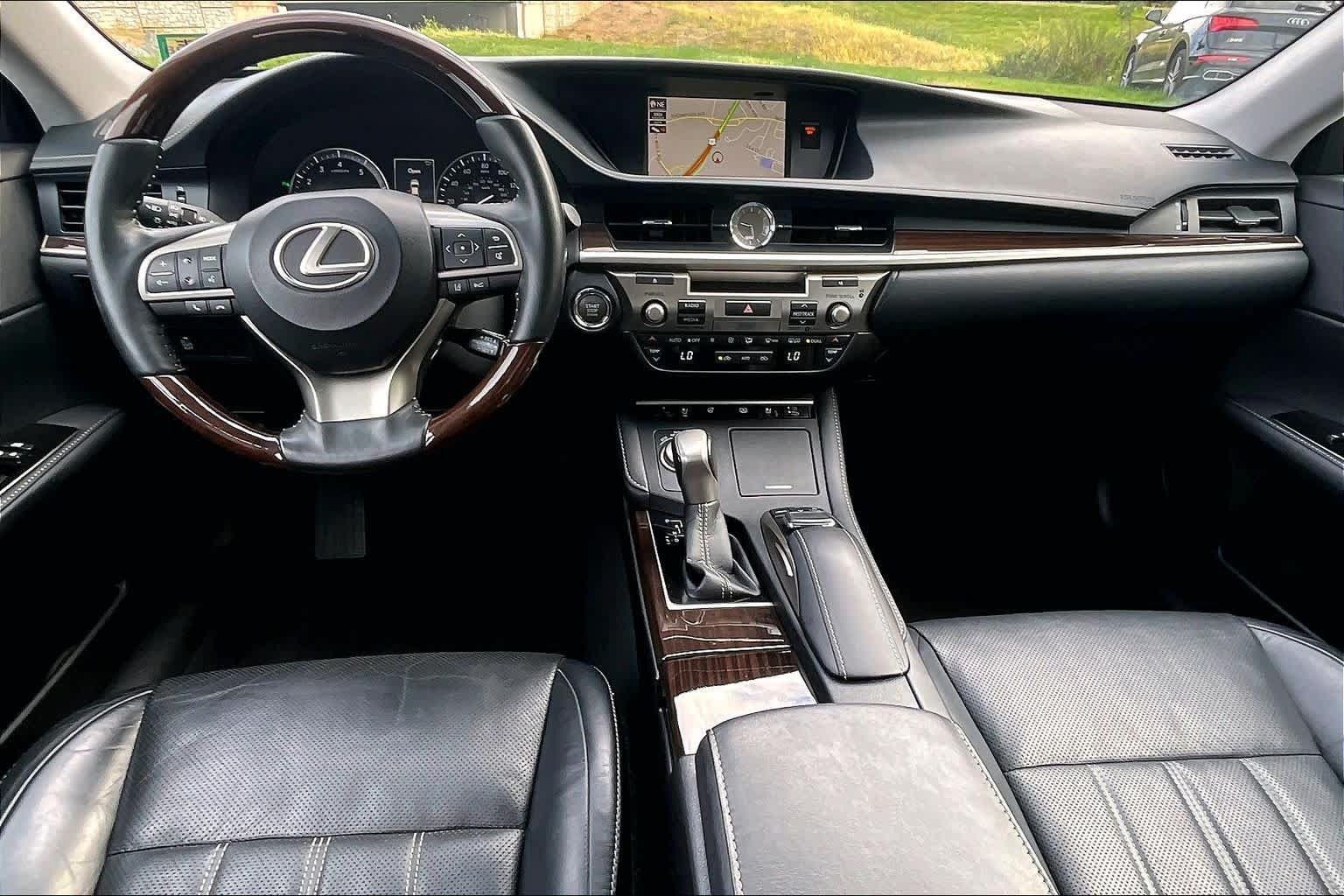 Used 2017 Lexus ES 350 FWD image 7