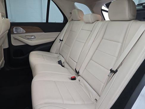 Certified 2022 Mercedes-Benz GLE 350 4MATIC w/ Premium Package image 14