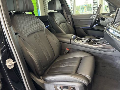 Used 2025 BMW X7 M60i w/ Executive Package AWD/4WD image 24