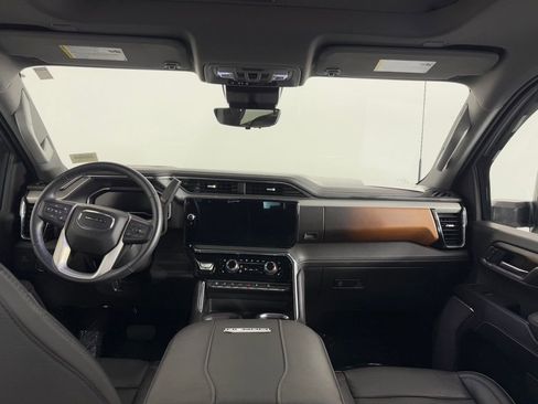 Used 2024 GMC Sierra 2500 Denali w/ Denali Reserve Package image 17