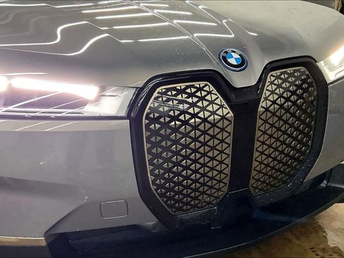 Used 2023 BMW iX xDrive50 image 32