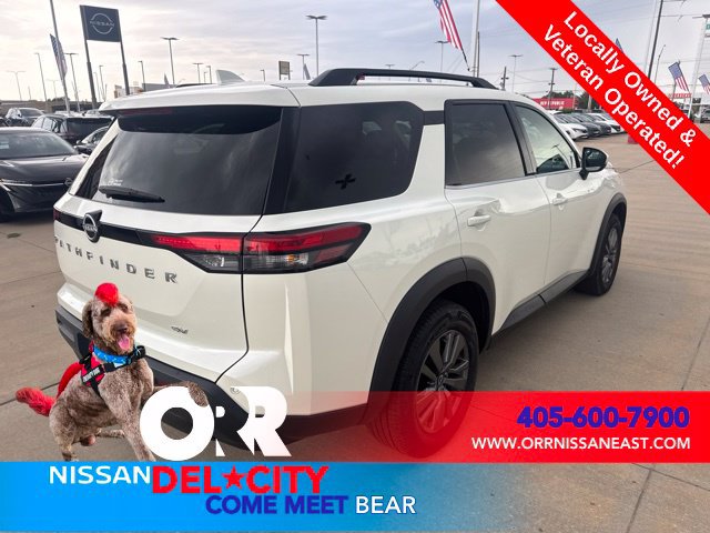 Used 2024 Nissan Pathfinder SV FWD image 5