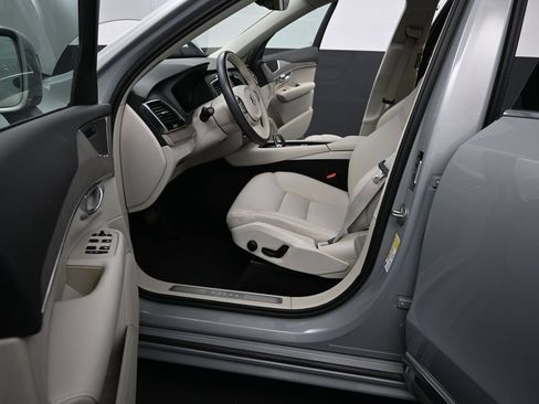 Used 2024 Volvo XC90 B6 Plus w/ Protection Package Premier AWD/4WD image 14