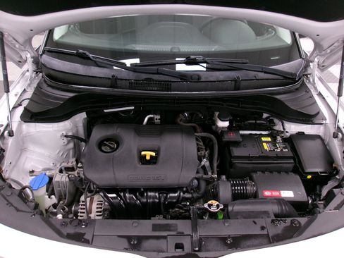 Used 2020 Kia Soul LX FWD image 17