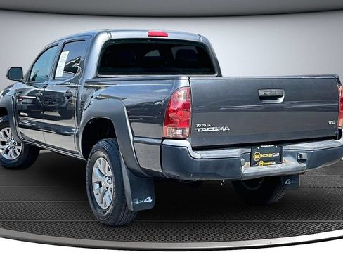 Used 2013 Toyota Tacoma 4x4 Double Cab image 4