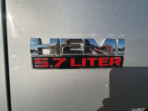 Used 2018 RAM 1500 Sport image 33