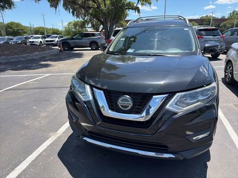 Used 2018 Nissan Rogue SL w/ Premium Package FWD image 6
