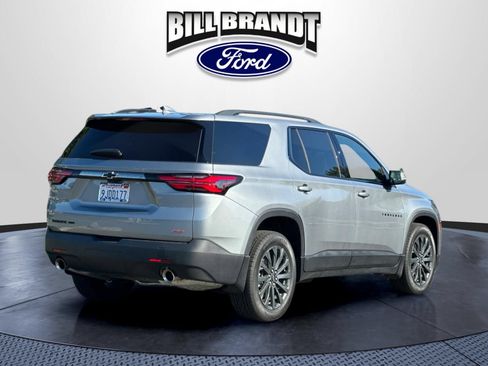 Used 2023 Chevrolet Traverse RS AWD/4WD image 3