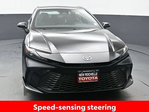 Used 2026 Toyota Camry SE AWD/4WD image 11