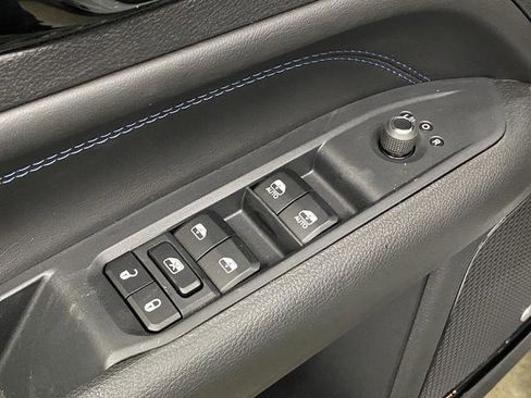 New 2026 Jeep Compass Latitude w/ Sun and Sound Group image 30