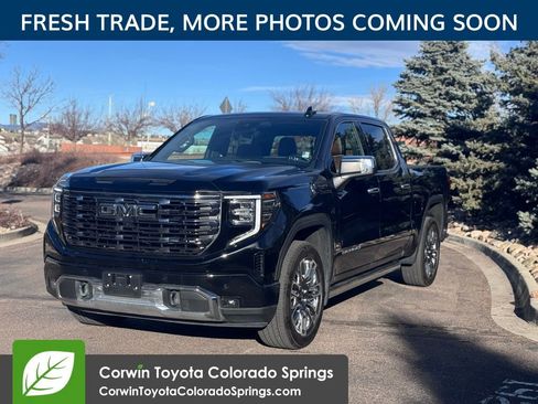 Used 2025 GMC Sierra 1500 Denali Ultimate image 3