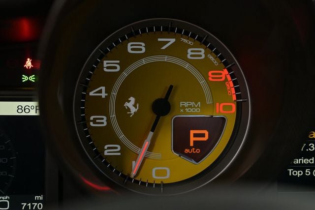 Used 2013 Ferrari 458 Spider RWD image 61