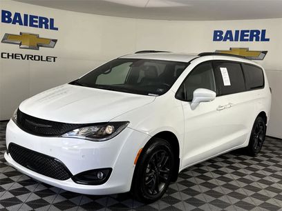 Used 2020 Chrysler Pacifica Touring-L w/ Advanced Safetytec Group