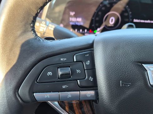 Certified 2023 Cadillac Escalade Premium Luxury AWD/4WD image 14