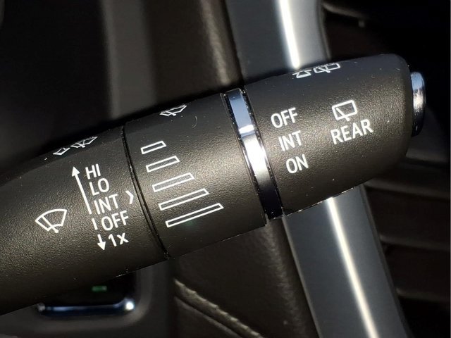 Used 2023 GMC Acadia SLE w/ Driver Convenience Package AWD/4WD image 30