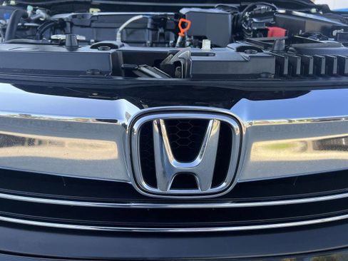 Used 2016 Honda Accord Sport image 30