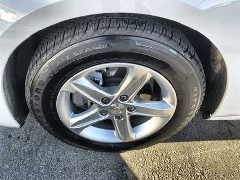 Used 2024 Chevrolet Malibu LS image 10