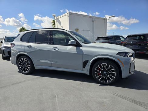 New 2026 BMW X5 xDrive50e w/ Executive Package image 27