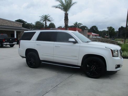 Used 2020 GMC Yukon SLT w/ Open Road Package RWD image 18