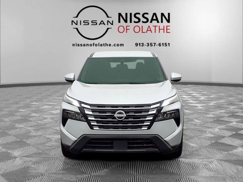 Certified 2024 Nissan Rogue SV AWD/4WD image 31