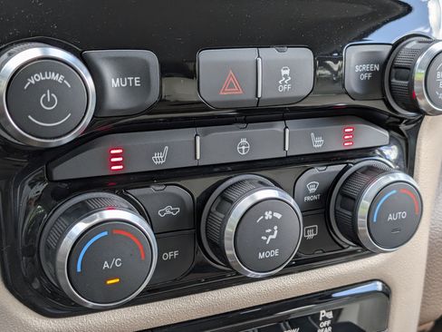 Certified 2023 RAM 3500 Laramie AWD/4WD image 22