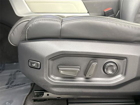 Certified 2023 Toyota Sequoia Capstone image 32