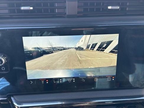Used 2024 GMC Sierra 1500 AT4 w/ Technology Package AWD/4WD image 27