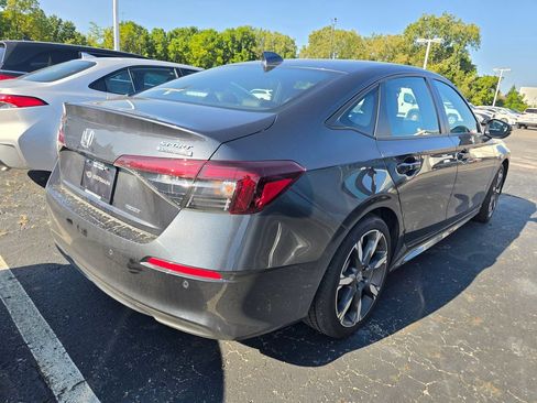 Used 2025 Honda Civic Sport image 7