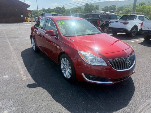 Used 2015 Buick Regal FWD image 1