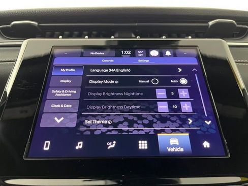 Used 2025 Jeep Grand Cherokee Laredo X image 31