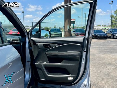 Used 2023 Honda Passport Elite image 17