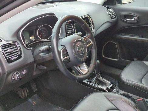 Used 2019 Jeep Compass Limited AWD/4WD image 11