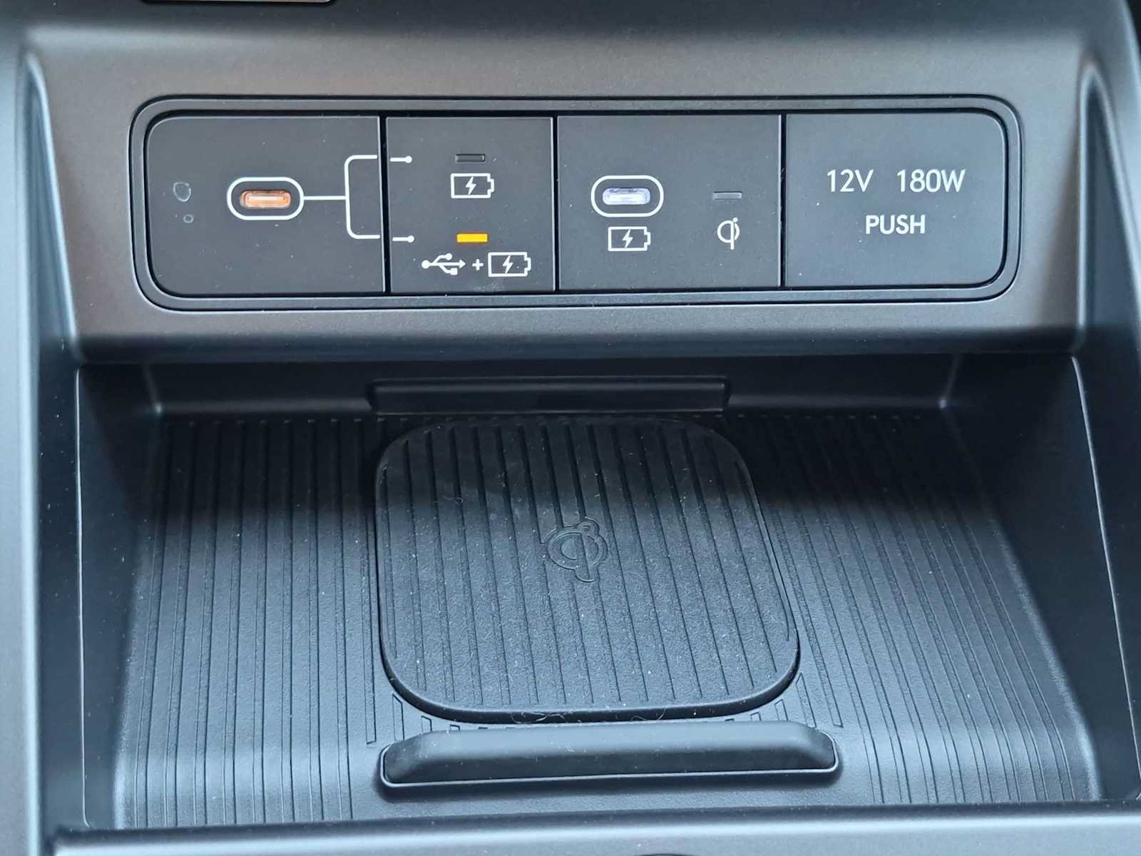 New 2026 Hyundai Kona Limited FWD image 31
