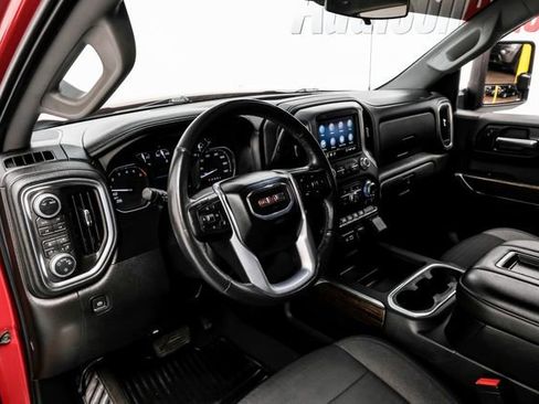 Used 2020 GMC Sierra 1500 Elevation w/ Elevation Value Package image 3