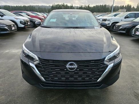 Used 2025 Nissan Sentra S image 2