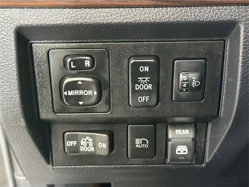 Used 2019 Toyota Tundra Limited image 23