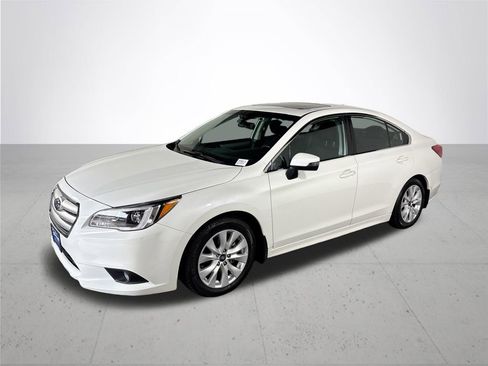 Used 2017 Subaru Legacy 2.5i Premium image 2
