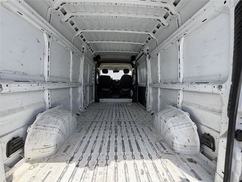 Used 2023 RAM ProMaster 2500 FWD image 11