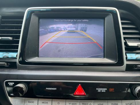 Used 2019 Hyundai Sonata SE FWD image 21