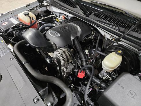 Used 2005 Chevrolet Silverado 1500 4x4 Crew Cab w/ Safe And Sound Package image 50