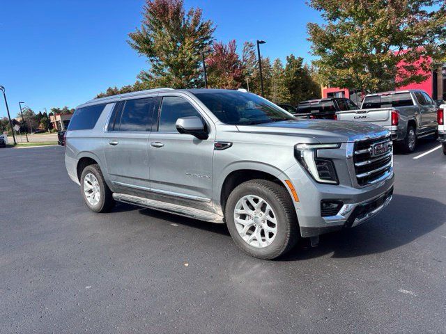 Used 2026 GMC Yukon XL Elevation AWD/4WD image 4