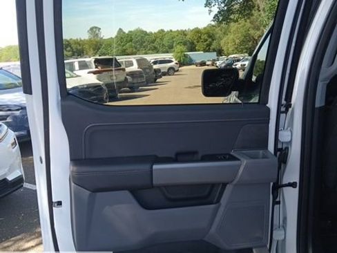 Used 2025 Ford F150 XLT w/ Equipment Group 301A Standard image 21