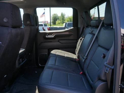 Certified 2024 Chevrolet Silverado 1500 RST w/ Redline Edition AWD/4WD image 21