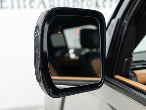 Used 2023 Land Rover Defender 110 X-Dynamic SE AWD/4WD image 49
