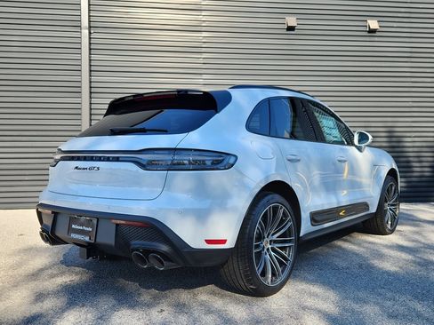 New 2026 Porsche Macan GTS image 7