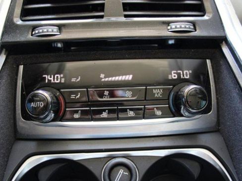 Used 2016 BMW 750i xDrive image 16