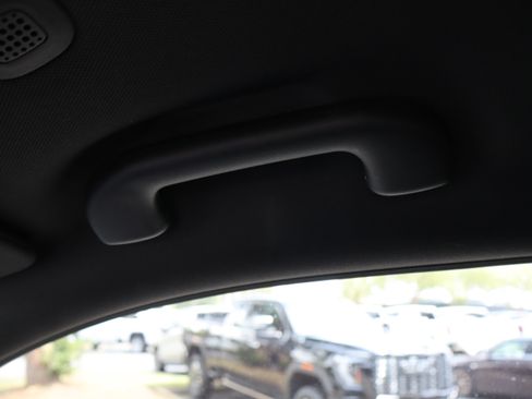 Used 2023 Jeep Grand Cherokee Altitude RWD image 61